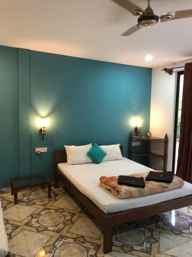 Kaza A Le Pearl Resort Anjuna Bagian luar foto